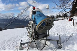 Photo Reference of Snow Gun 0016